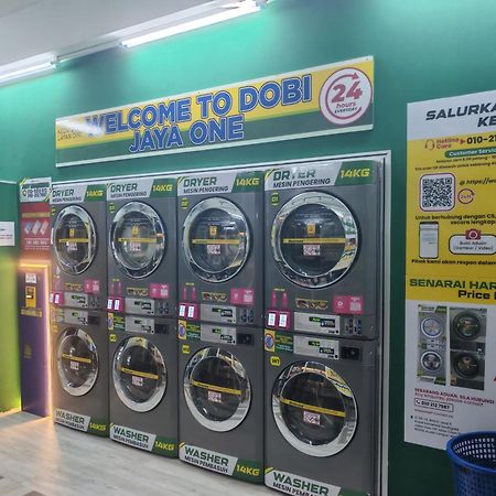 Pacific Towers Star Seksyen 13 Pj Jaya One Parking Pool Kitchen Apartment Петалинг Джая Екстериор снимка